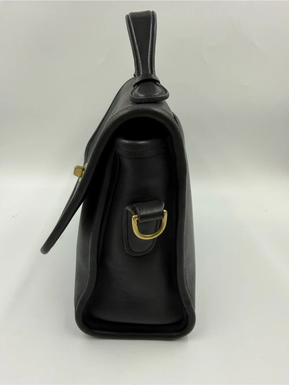 Vintage Coach Court Bag 9870 Black Glovetanned Leather Crossbody Top Handle USA